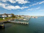view on Edgartown Harbour, Martha&#xc3;&#x83;?&#xc3;&#x82;&#xc2;&#xb4;s Vineyard, New England, Massachusetts, USA, Blick auf den Hafen von Edgartown auf Marthas Vineyard, Neu England; 