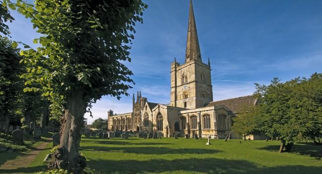 Burford Parish Church  is a wonderful example of church architecture and is dedicated to Saint John the Baptist.