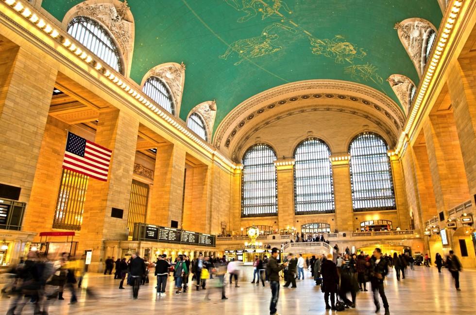 Commuters and shoppers in motion at Grand Central in New York.