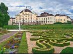 The &quot;Residenz&quot; palace in Ludwigsburg, Germany with baroque garden; 